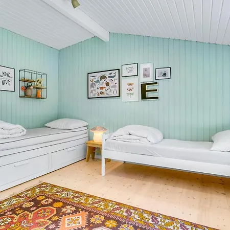 Lovely In Sjaellands Odde With Kitchen Tjorneholm